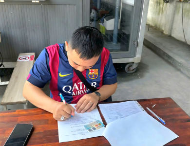 Học viên đăng kí hồ sơ GPLX 