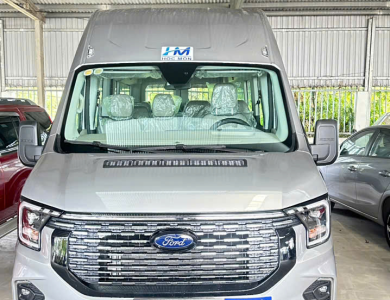 Xe hạng D2