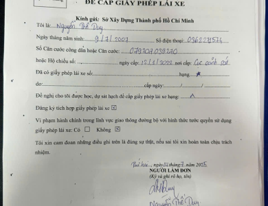 Học viên đăng kí hồ sơ GPLX 