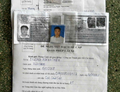 Học viên đăng kí hồ sơ GPLX 