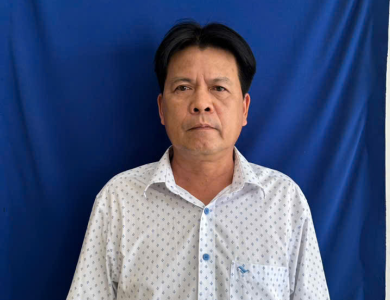 Học viên đăng kí hồ sơ GPLX 