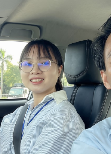 Học viên ôn tập xe thiết bị hạng B