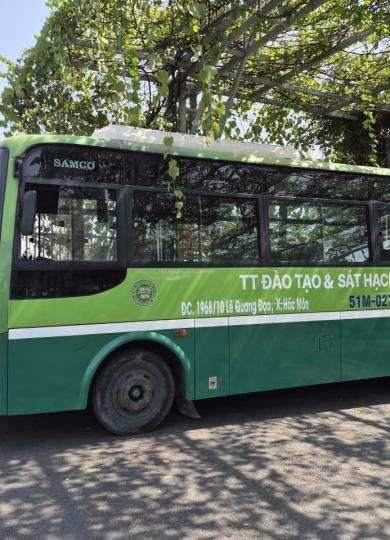 Xe hạng D2